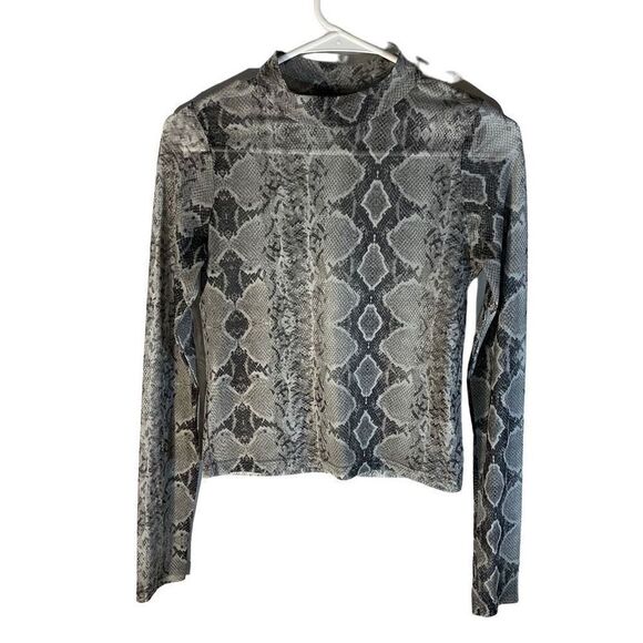 Snakeskin Sheer Mockneck Longsleeve Shell, M. Perfect layering - Picture 9 of 16